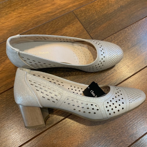 CLARA BARSON SHOES - Picture 1 of 2